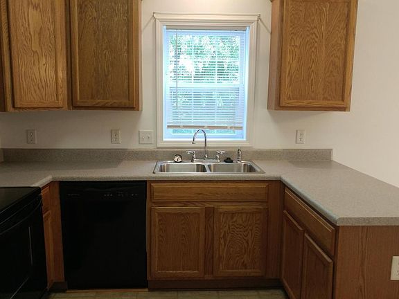 5th image of 1638 Providence Blvd