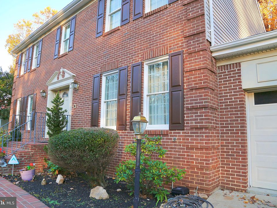 2nd image of 15513 Golf Club Dr