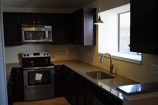 2nd image of 1319 Edelweiss Dr