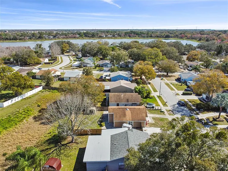 2803 Northcote Dr — Photo 31