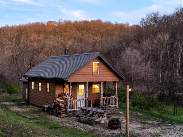 53040 MOROVITS HOLLOW ROAD, Wauzeka, WI 53826