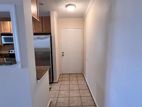 2nd image of 15554 Horseshoe Ln
