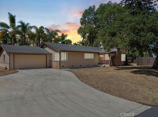 213 Beaumont Dr, Vista, CA 92084