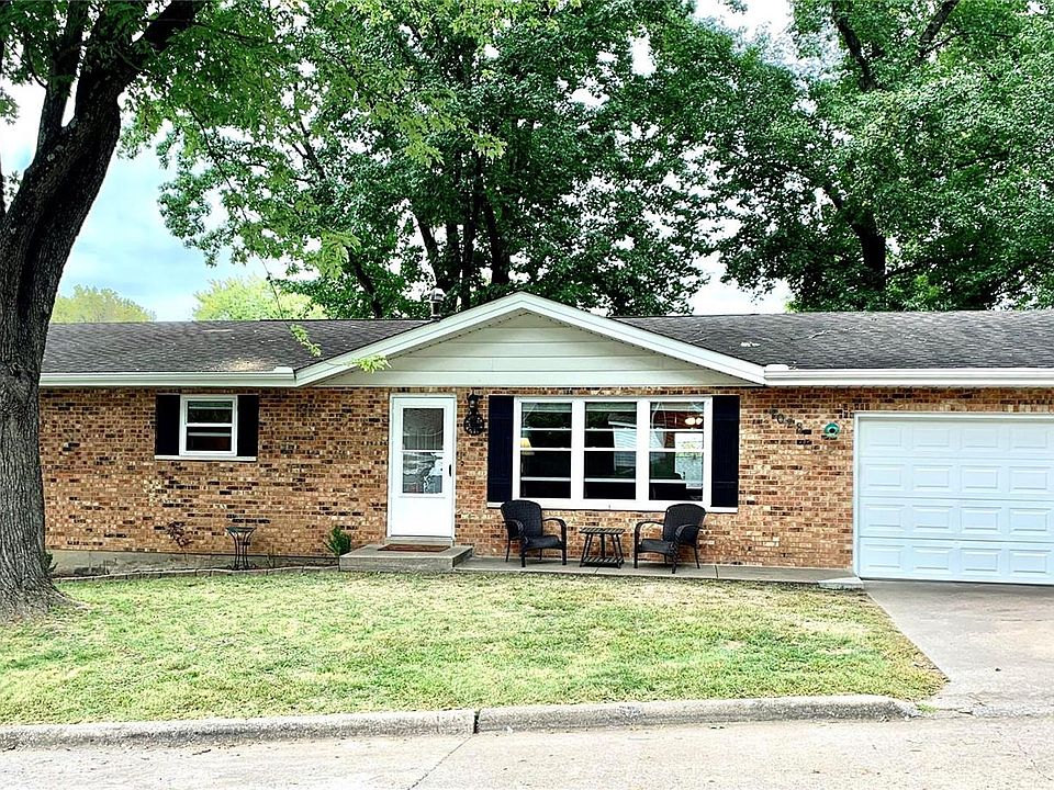 1st image of 1028 Caufield Dr