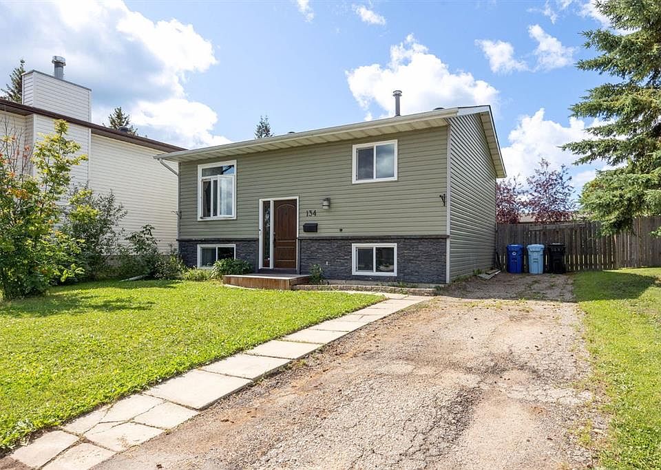1st image of 134 E Farrell Bay