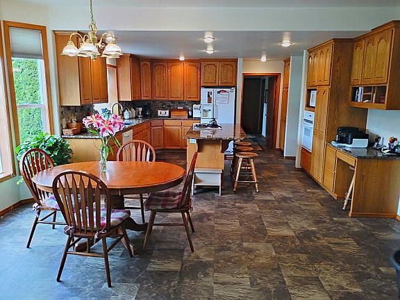 4th image of 1452 Havstad Dr