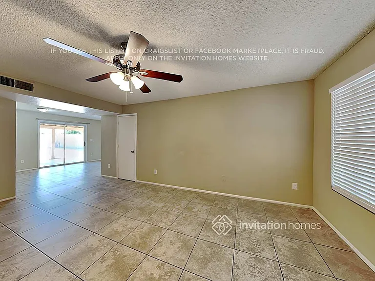 7140 W North Ln — Photo 5
