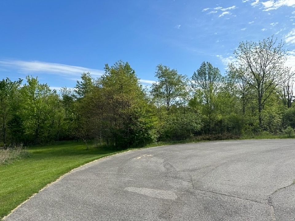 1st image of 302 Janeway Dr