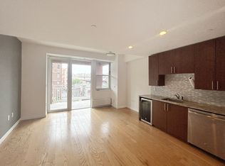 50 Oceana Dr #3H, Brooklyn, NY 11235