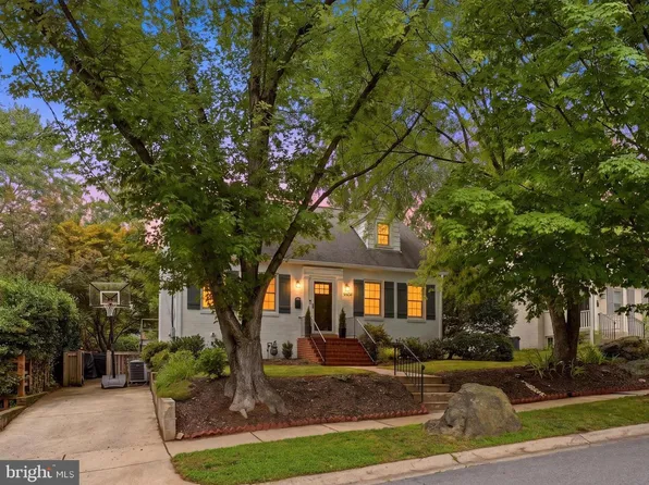 9404 Worth Ave, Silver Spring, MD 20901