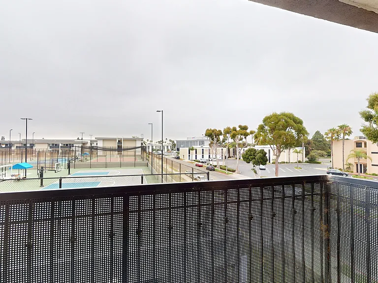 Eight 80 Newport Beach — Photo 173