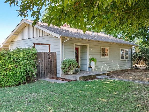 2nd image of 28937 Upper Rd