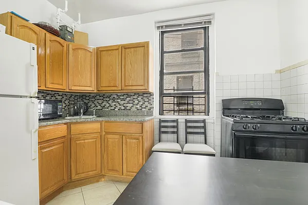 Rented by Compass | media 4