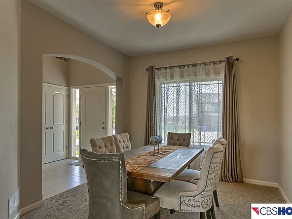 5th image of 1915 Walnut Creek Dr