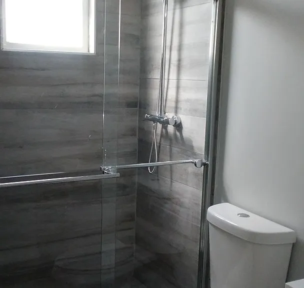 2508 N Ashland Ave — Photo 8