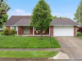 1150 Mayfair Dr, Wilmington, OH 45177