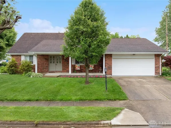 1150 Mayfair Dr, Wilmington, OH 45177