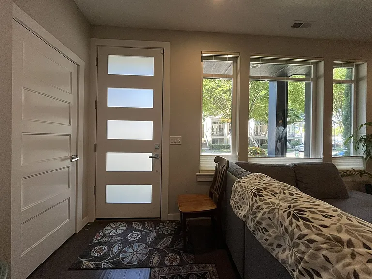 11393 SW Barber St — Photo 6