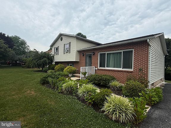 3rd image of 56 Wingert Rd