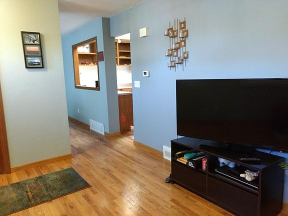 Living Room to Kitchen, Dining Room