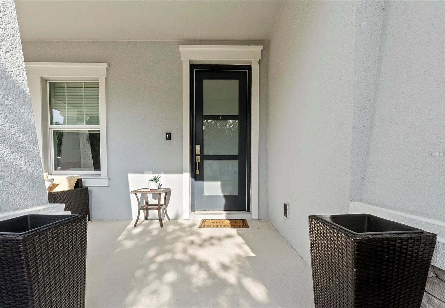 5 bed, 4.0 bath, 3856 sqft, $6,500 — Photo 3