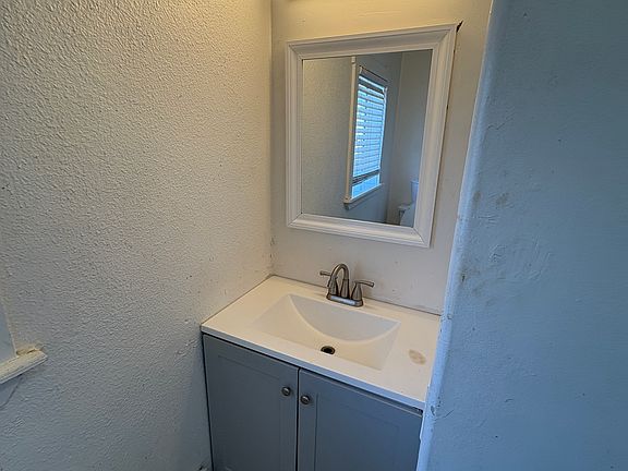 4th image of 308 E 4th St #308A