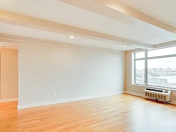 2nd image of 96 Steuben St #3G