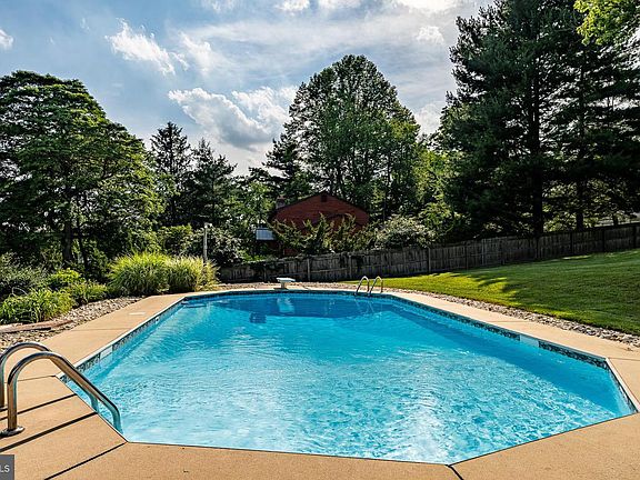 2nd image of 1288 Copeland School Rd