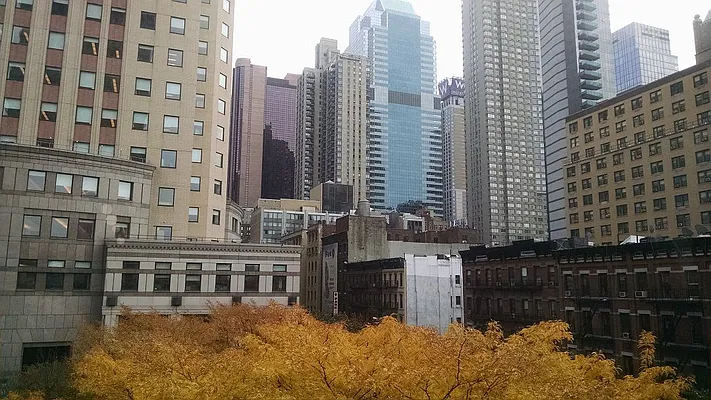 Rented by Center Avenue Equity Co LTD | media 18