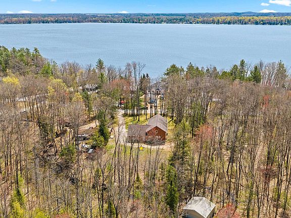4th image of 9232 W Lake Dr