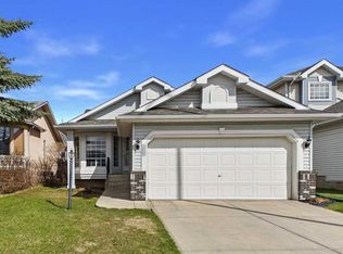 14 S Citadel Dr NW, Calgary, AB T3G 3X7
