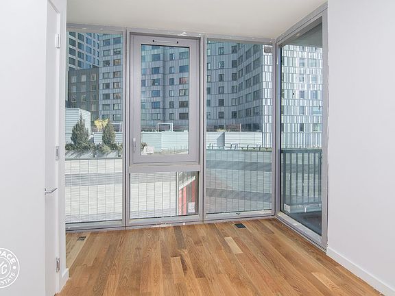 4th image of 436 Albee Sq #14A