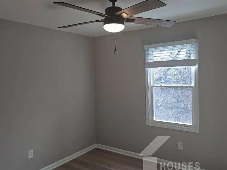 511 Hampton Ave #C101 — Photo 10