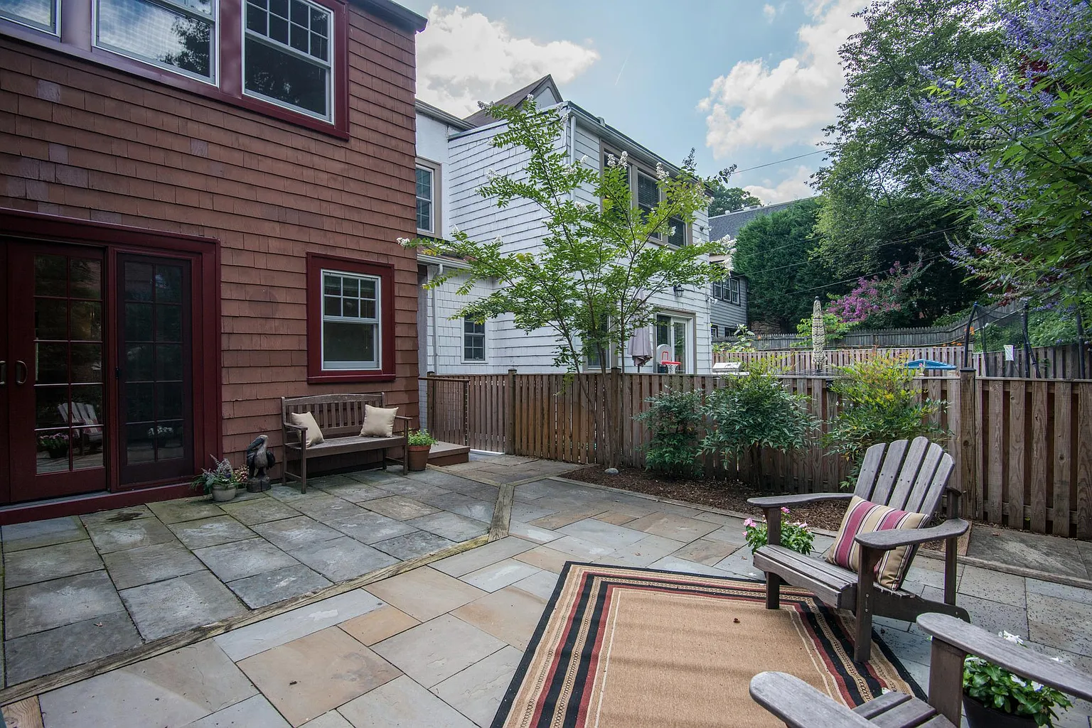 3175 Porter St NW photo 1