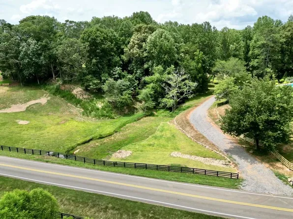 383 Liberty Grove Rd, Alpharetta, GA 30004