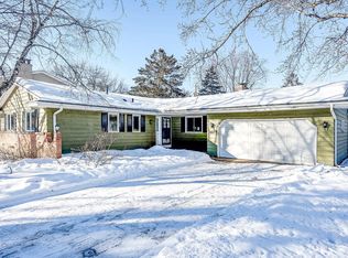 963 Carlton Dr, Shoreview, MN 55126