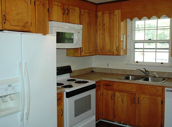 2nd image of 202 Gary Ct