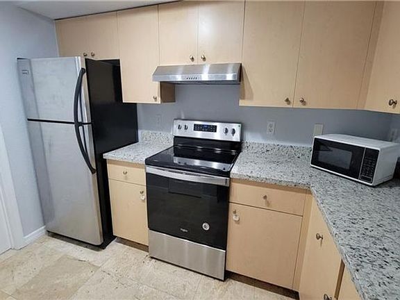 2nd image of 2548 Centergate Dr #30H