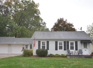 114 Parkwood Ave, Avon Lake, OH