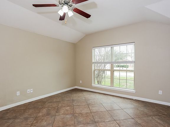 3rd image of 7605 Rainbow Creek Dr