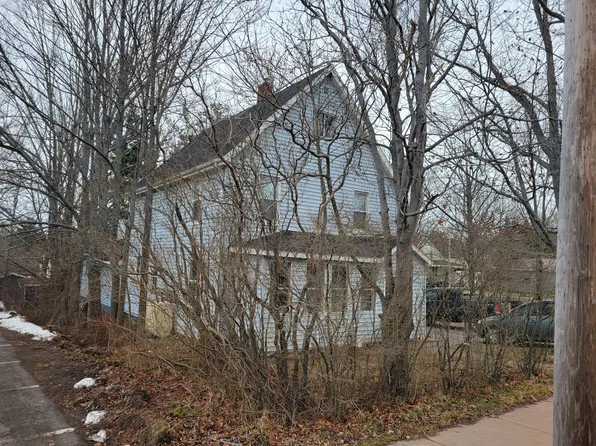 17 Duke St APT 1, Trenton, NS B0K 1X0