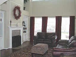 4th image of 1323 Shady Bend Dr