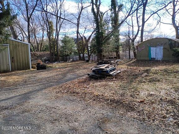 5th image of 630 Colts Neck Road