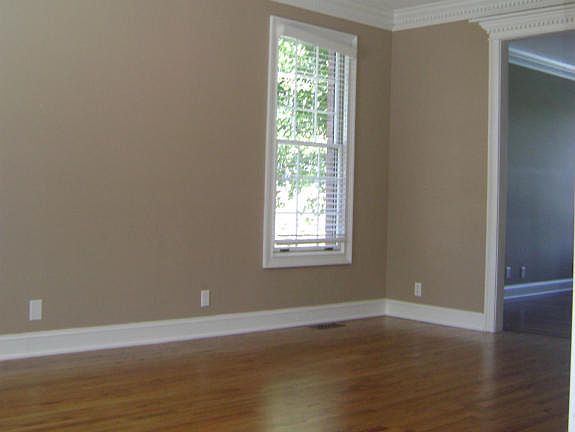 3rd image of 1600 Bingham Dr #2