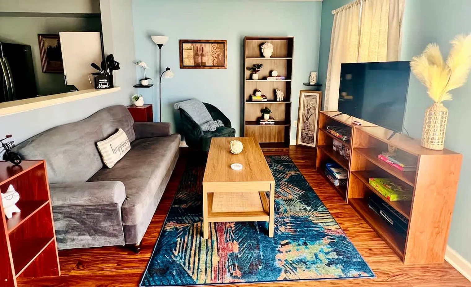 1 bed, 1.0 bath, 559 sqft, $2,184 — Photo 2