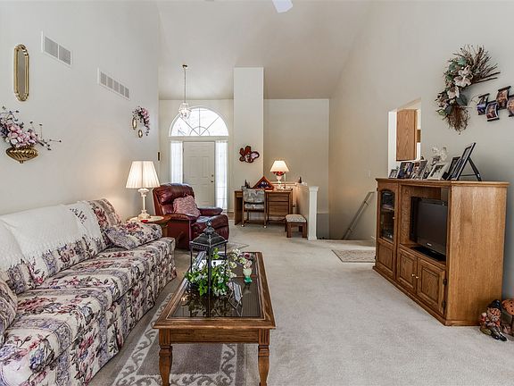 4th image of 5110 Sandalwood Cir