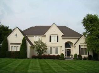 1108 NE Moss Point Rd, Lees Summit, MO 64064