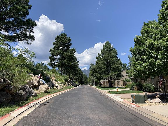 5th image of 89 Woodbridge Dr