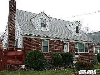 2nd image of 169 Franklin St