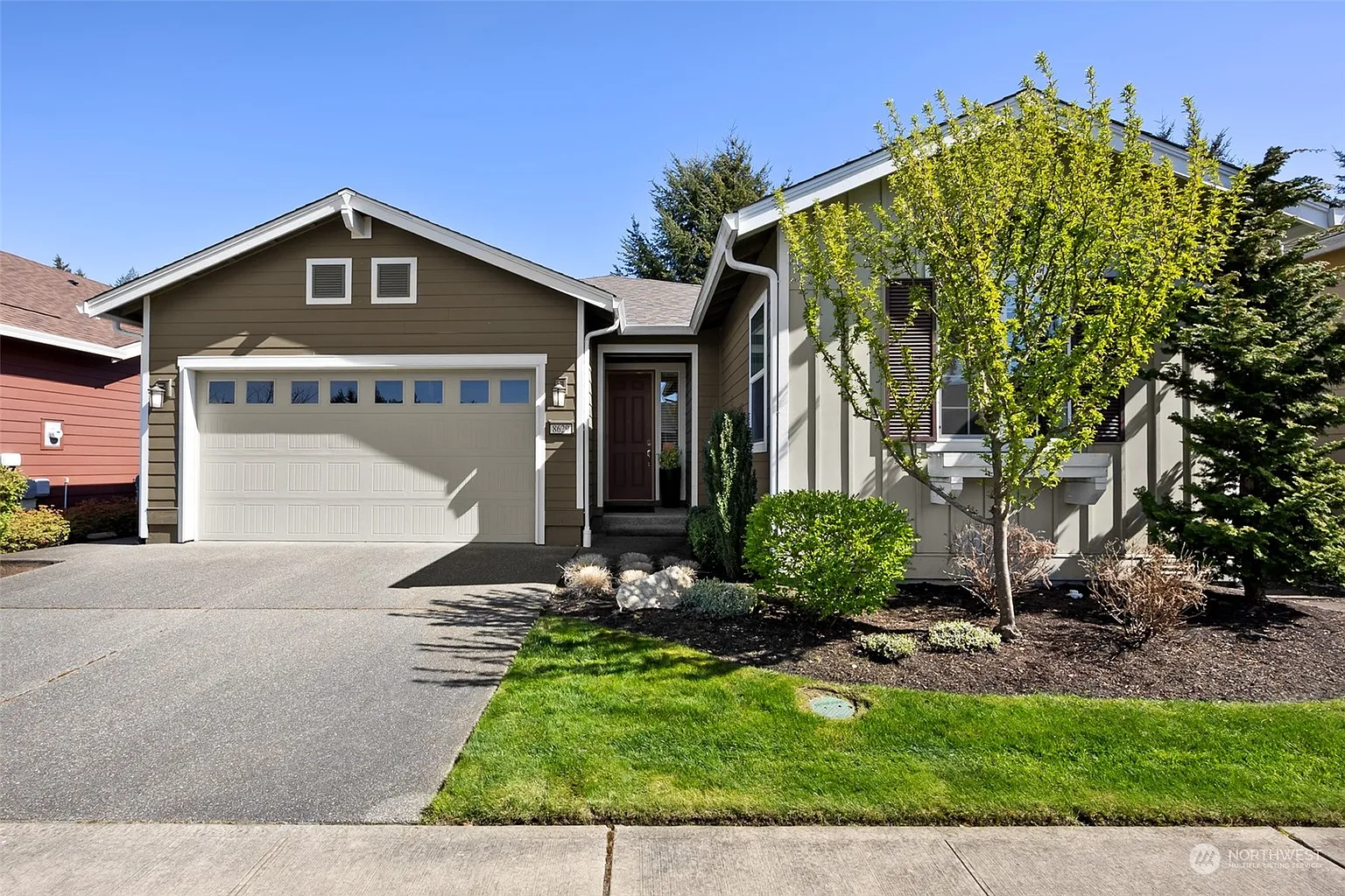 8629 Anderson Court NE photo 1